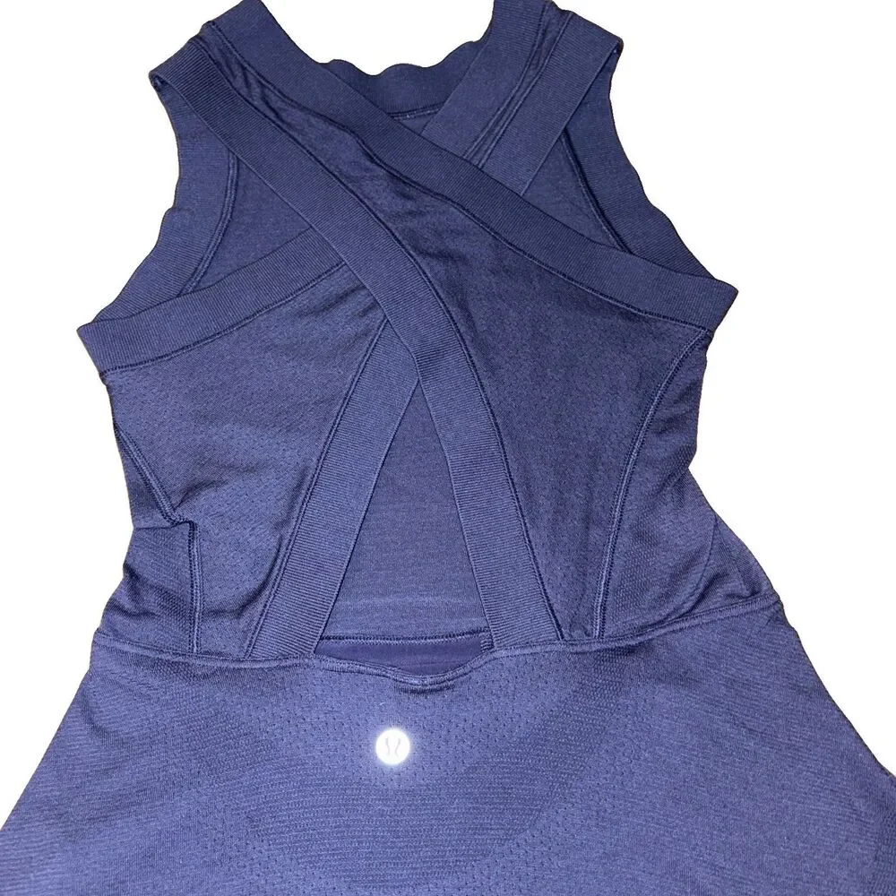 Women’s Lululemon Navy Tennis Dress Size XS Built In Shorts
